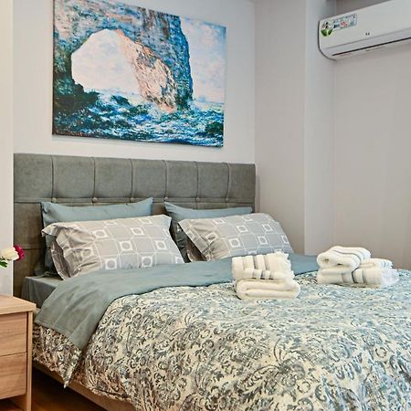 Charming Apartment With A Sea View Terrace Pireus Zewnętrze zdjęcie