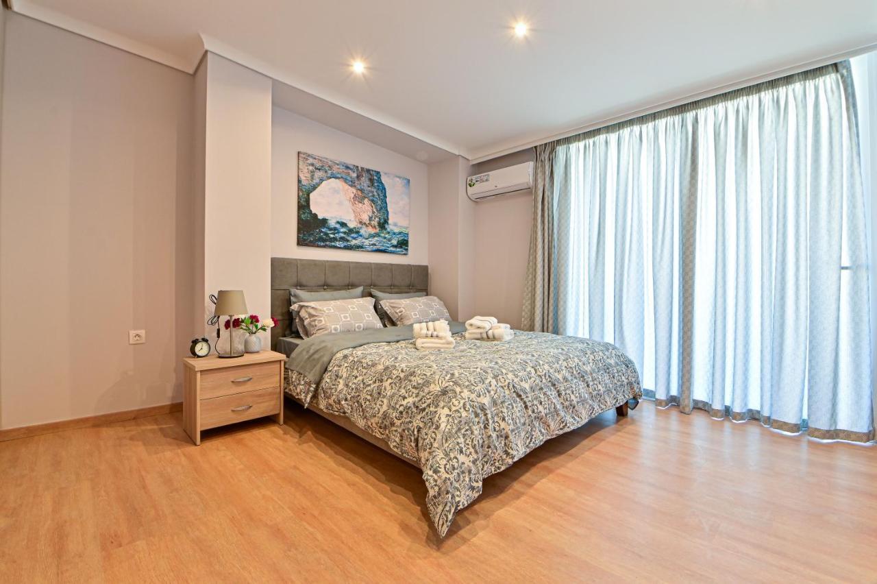 Charming Apartment With A Sea View Terrace Pireus Zewnętrze zdjęcie