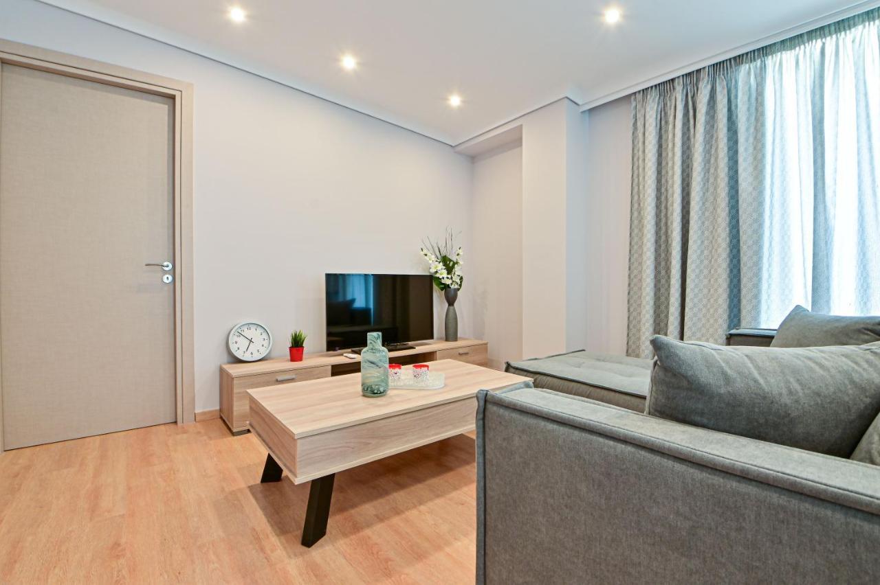Charming Apartment With A Sea View Terrace Pireus Zewnętrze zdjęcie