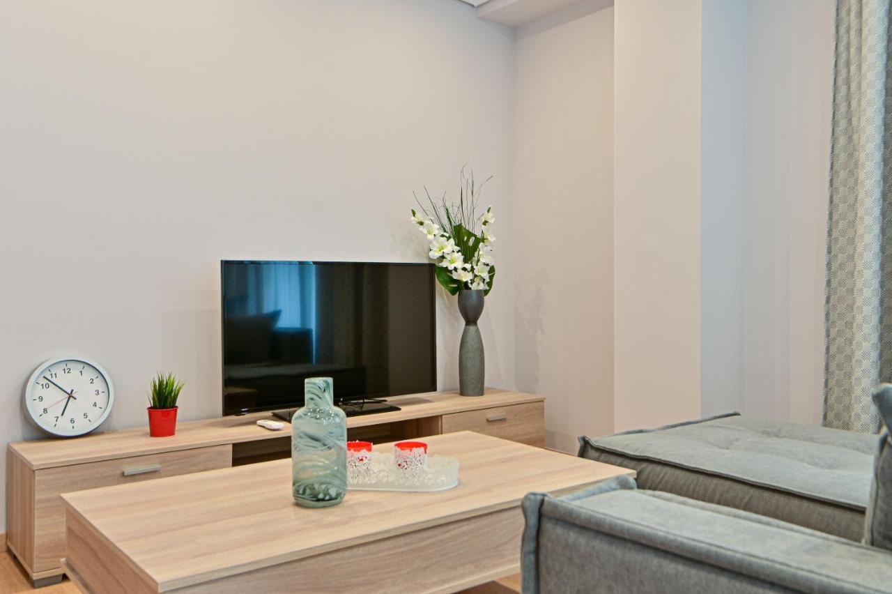 Charming Apartment With A Sea View Terrace Pireus Zewnętrze zdjęcie