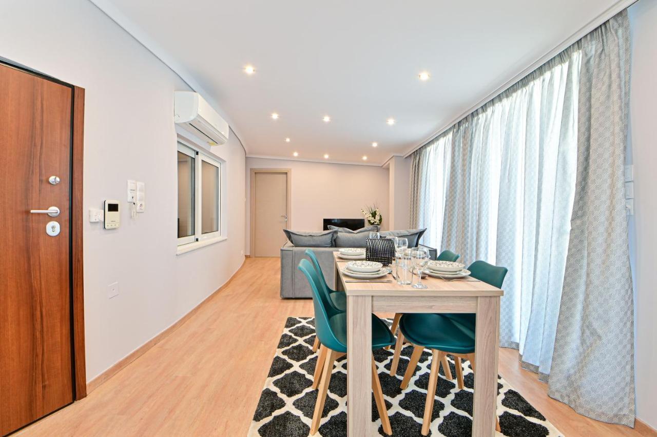 Charming Apartment With A Sea View Terrace Pireus Zewnętrze zdjęcie