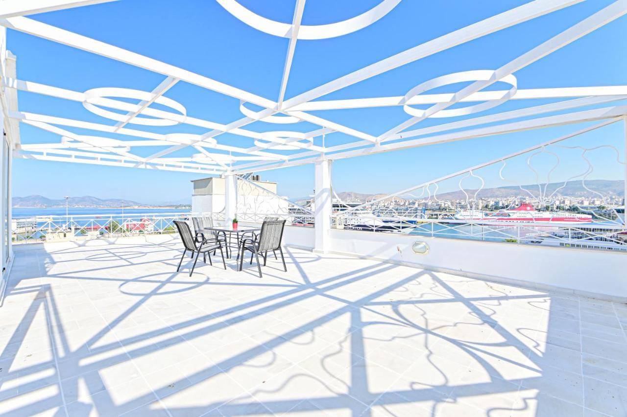 Charming Apartment With A Sea View Terrace Pireus Zewnętrze zdjęcie