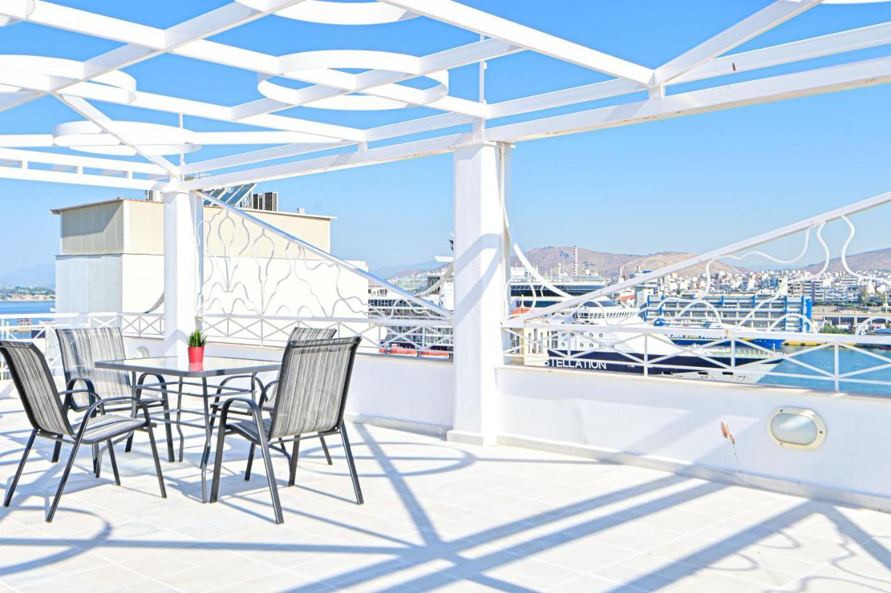 Charming Apartment With A Sea View Terrace Pireus Zewnętrze zdjęcie