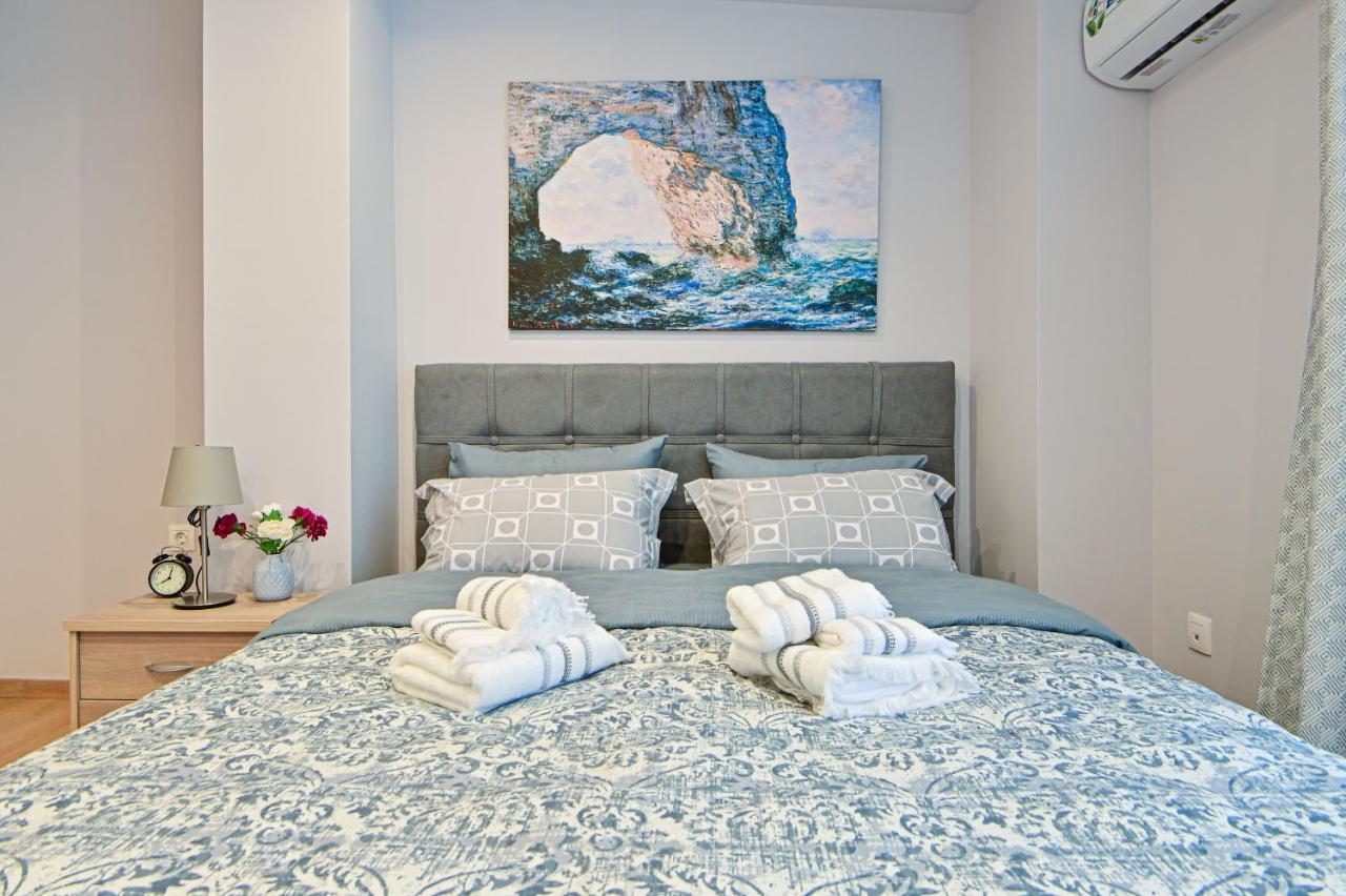 Charming Apartment With A Sea View Terrace Pireus Zewnętrze zdjęcie