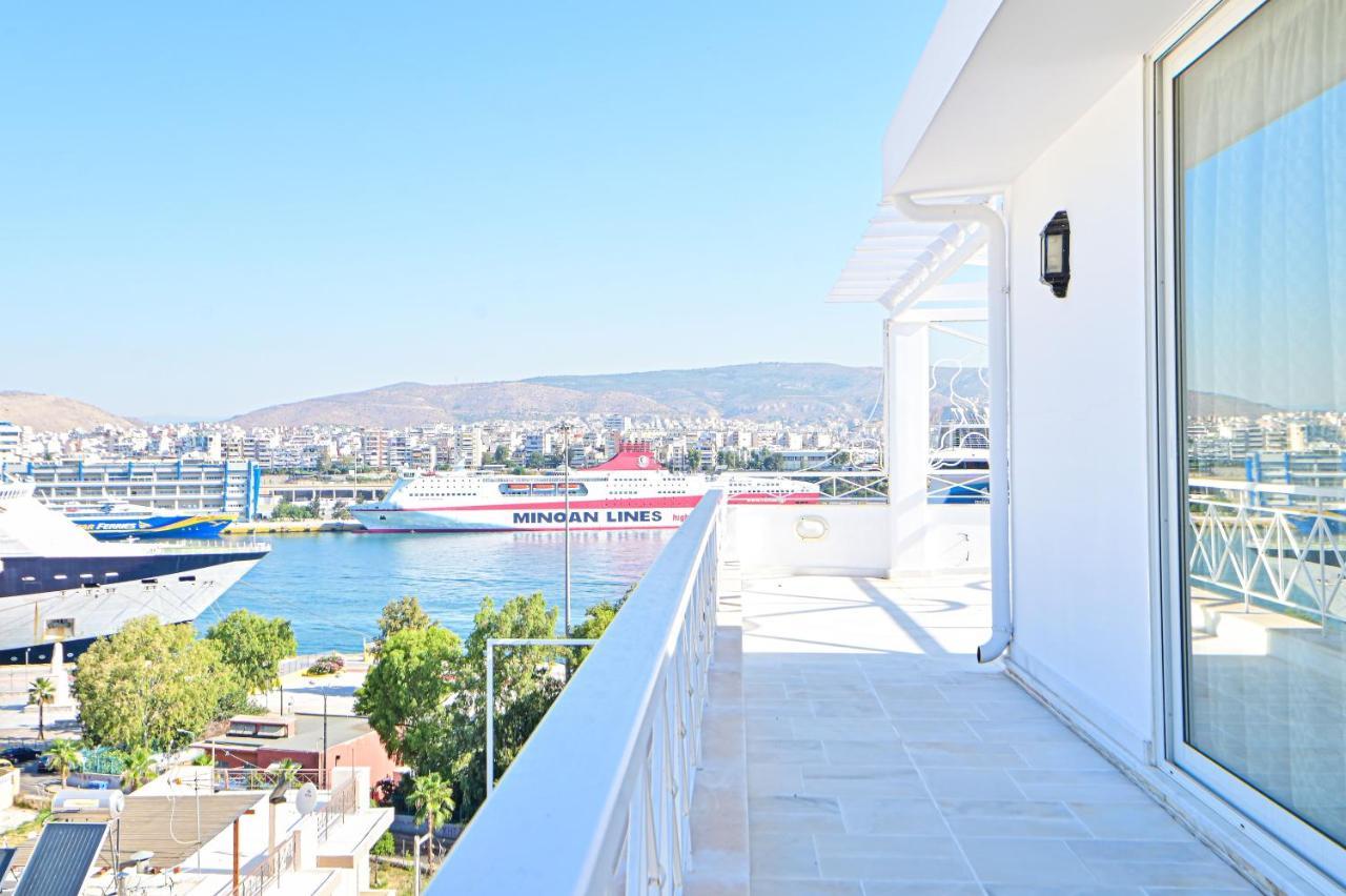 Charming Apartment With A Sea View Terrace Pireus Zewnętrze zdjęcie